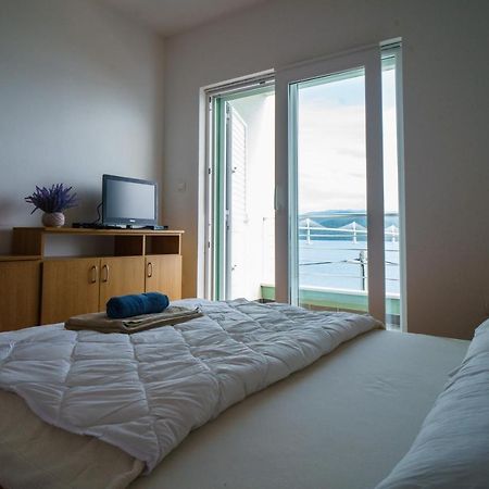 Apartment “Bel Ponte” Комарна Экстерьер фото